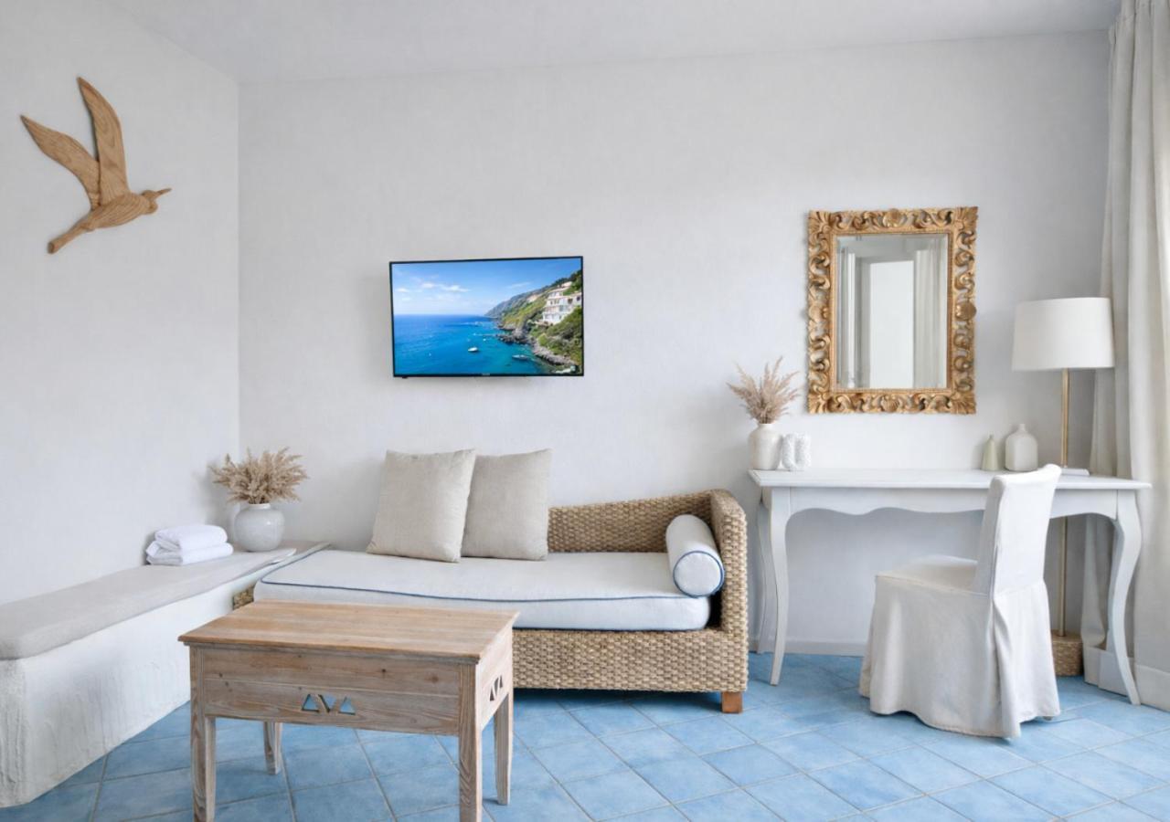 Suite med kingsize-seng og balkon